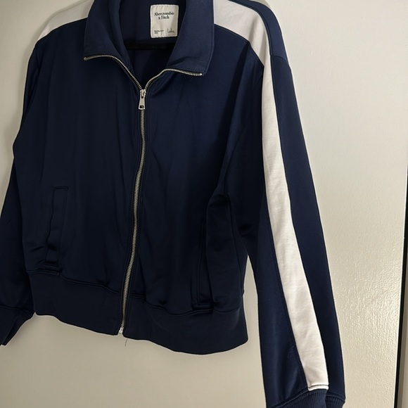 Abercrombie track jacket - Picture 2 of 5